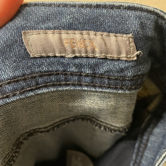 Melissa McCarthy Seven7 Distressed Pencil Skinny Jeans - Picture 6 of 8